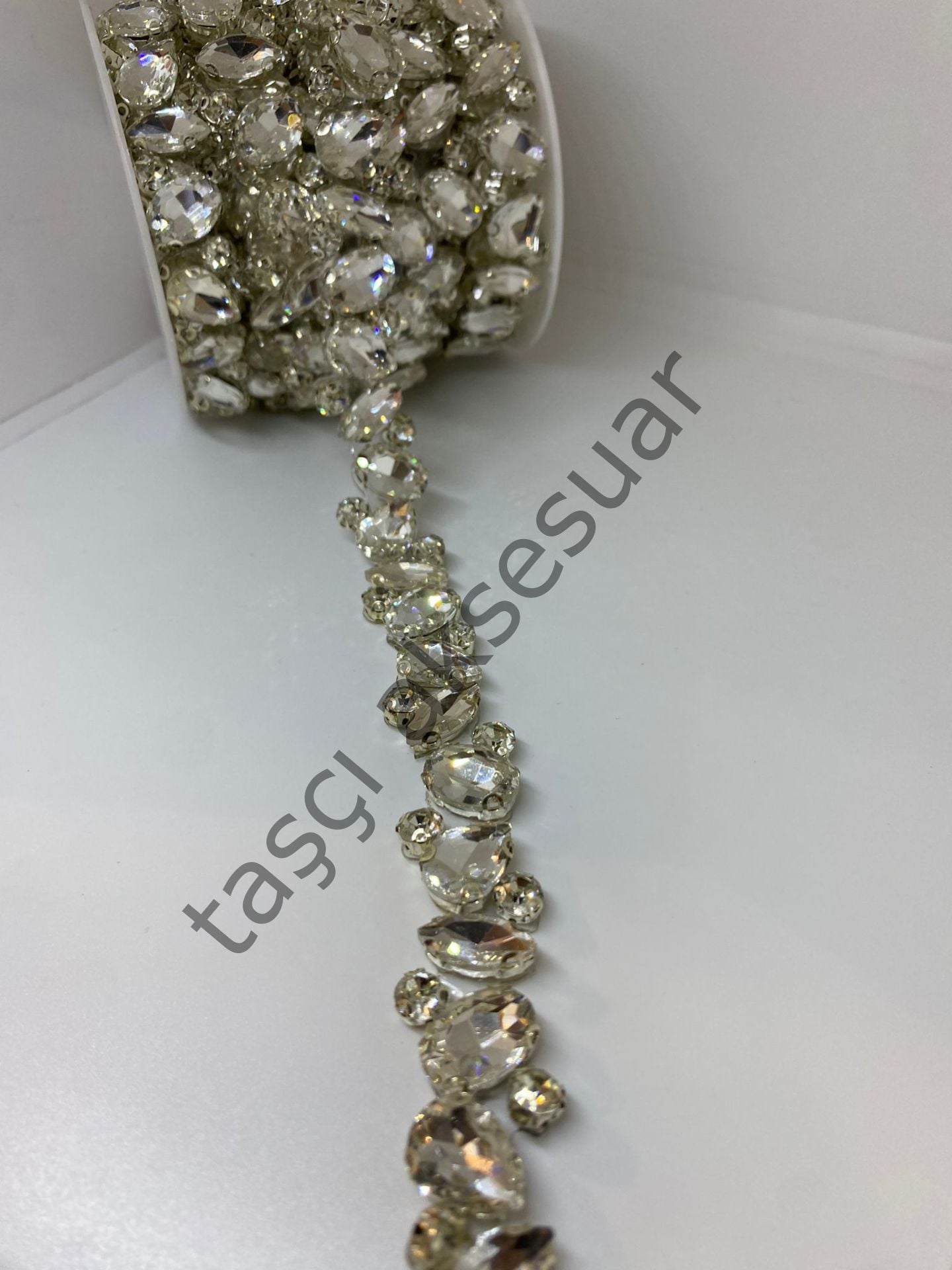 ÜTÜ  İLE YAPIŞTIRMA ŞERİTLER 1mt. xf-421