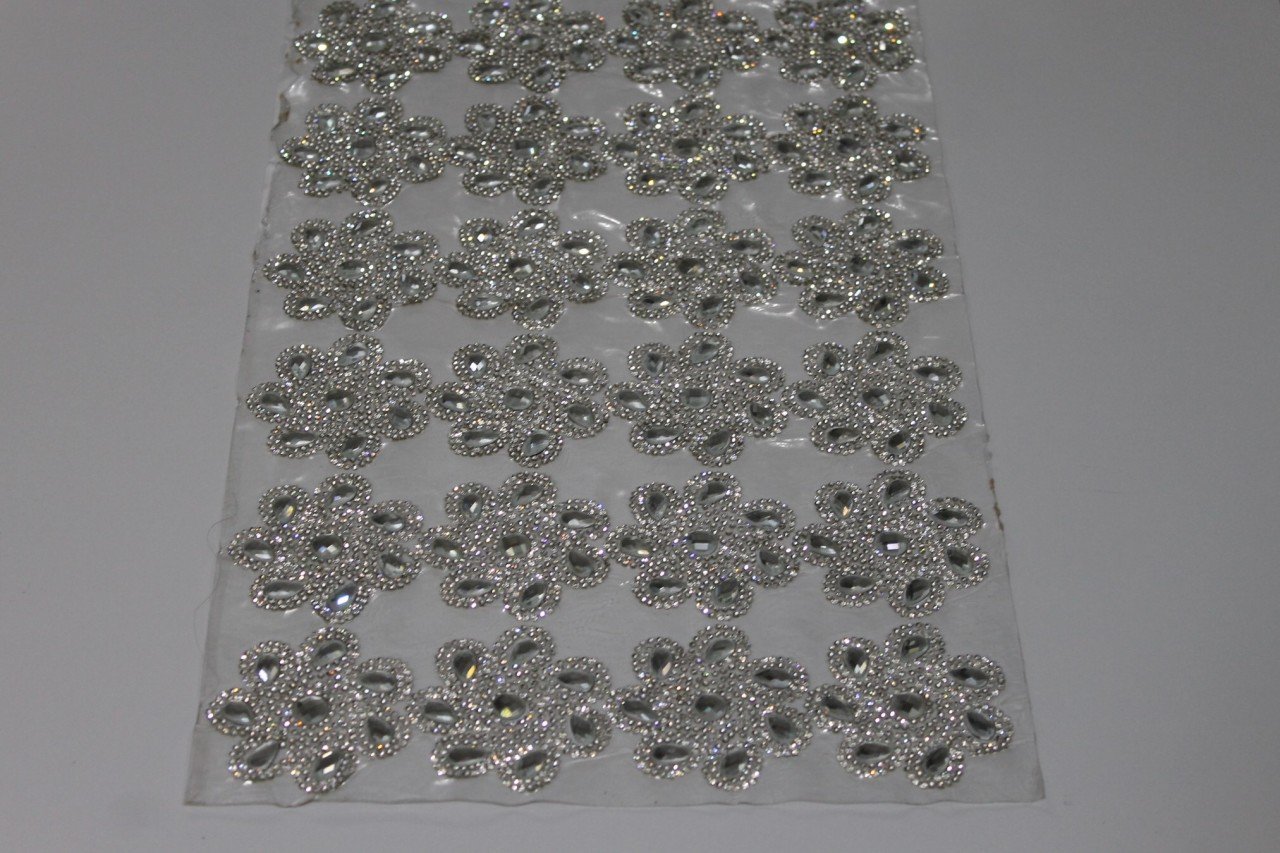 yapıştırma damlalı papatya