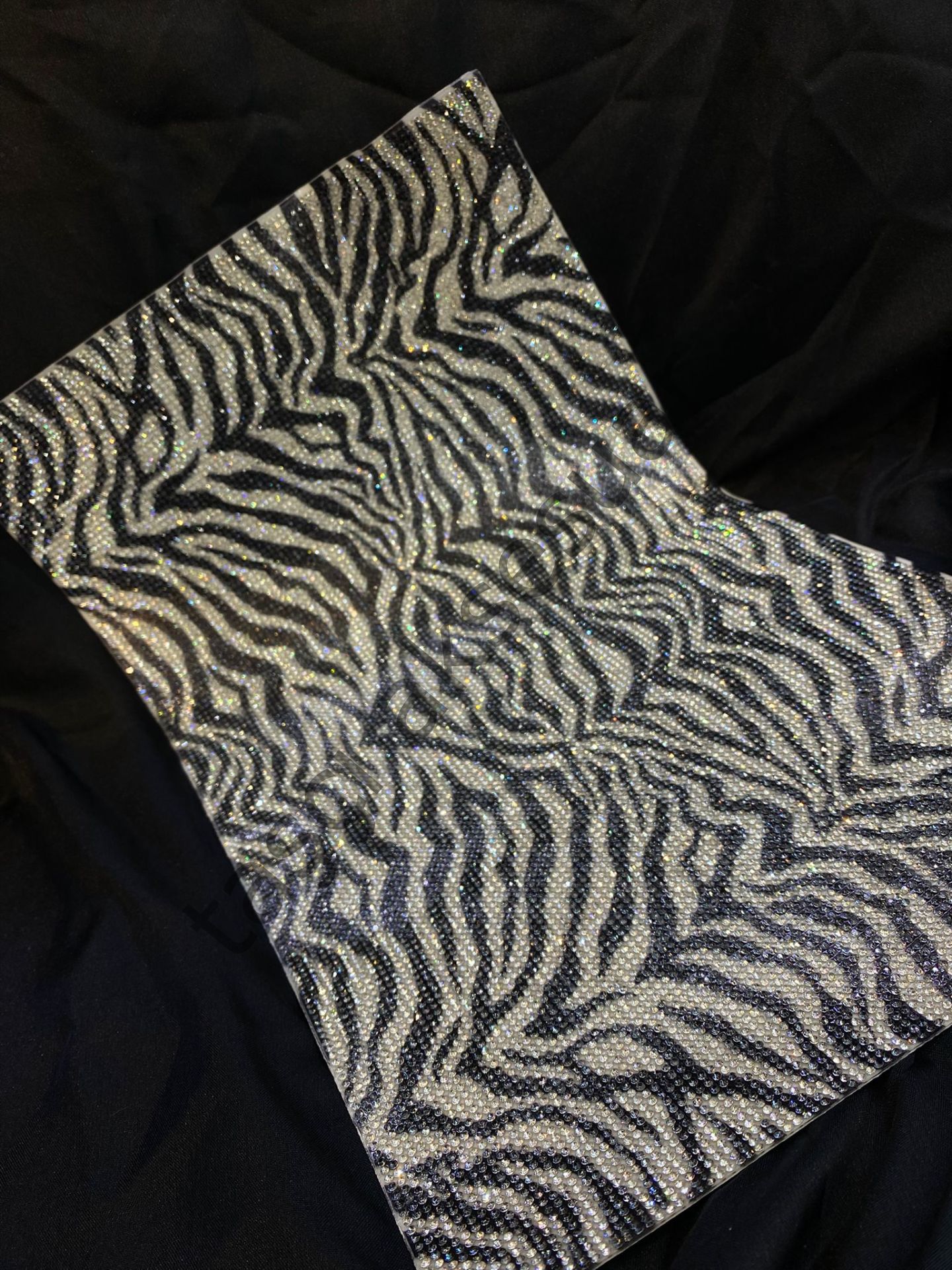 Taşlı Kristal Plaka Zebra