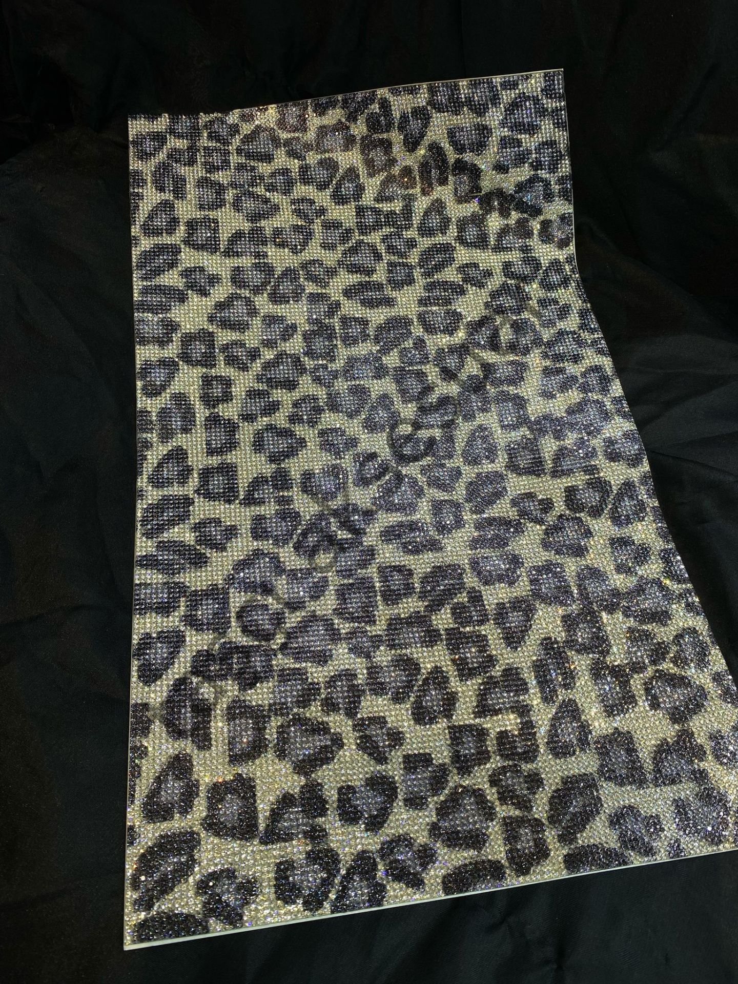 Taşlı Kristal Plaka Leopar