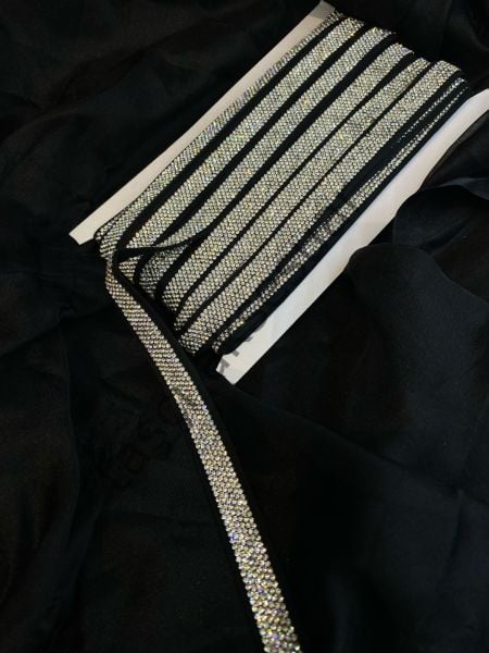 1.5CM GENİŞ KRİSTAL TAŞLI ŞERİT 1mt.